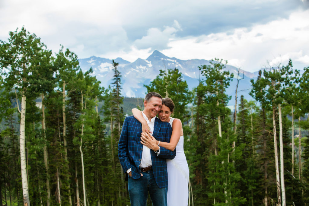 bride and groom with mount Wilson