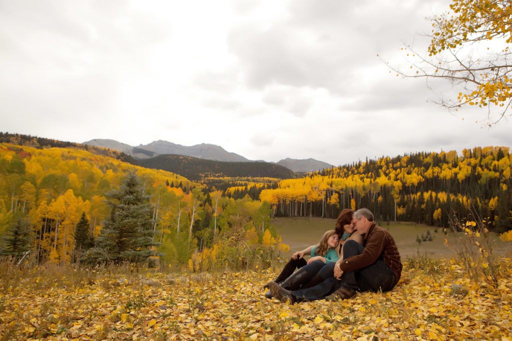 family photography session in fall with Palmyra in the background