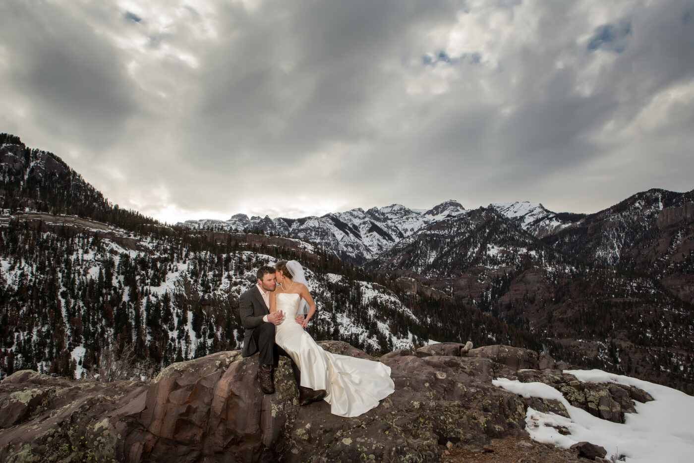 Ouray, Co winter elopement